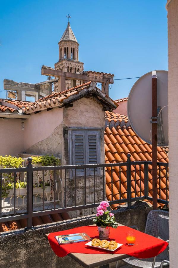 Rooftop City View Apartment In The Palace Walls Split Exteriör bild